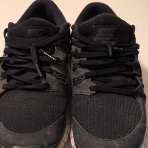 Nike Men's Free Run 5.0 Black Athletic Shoes
